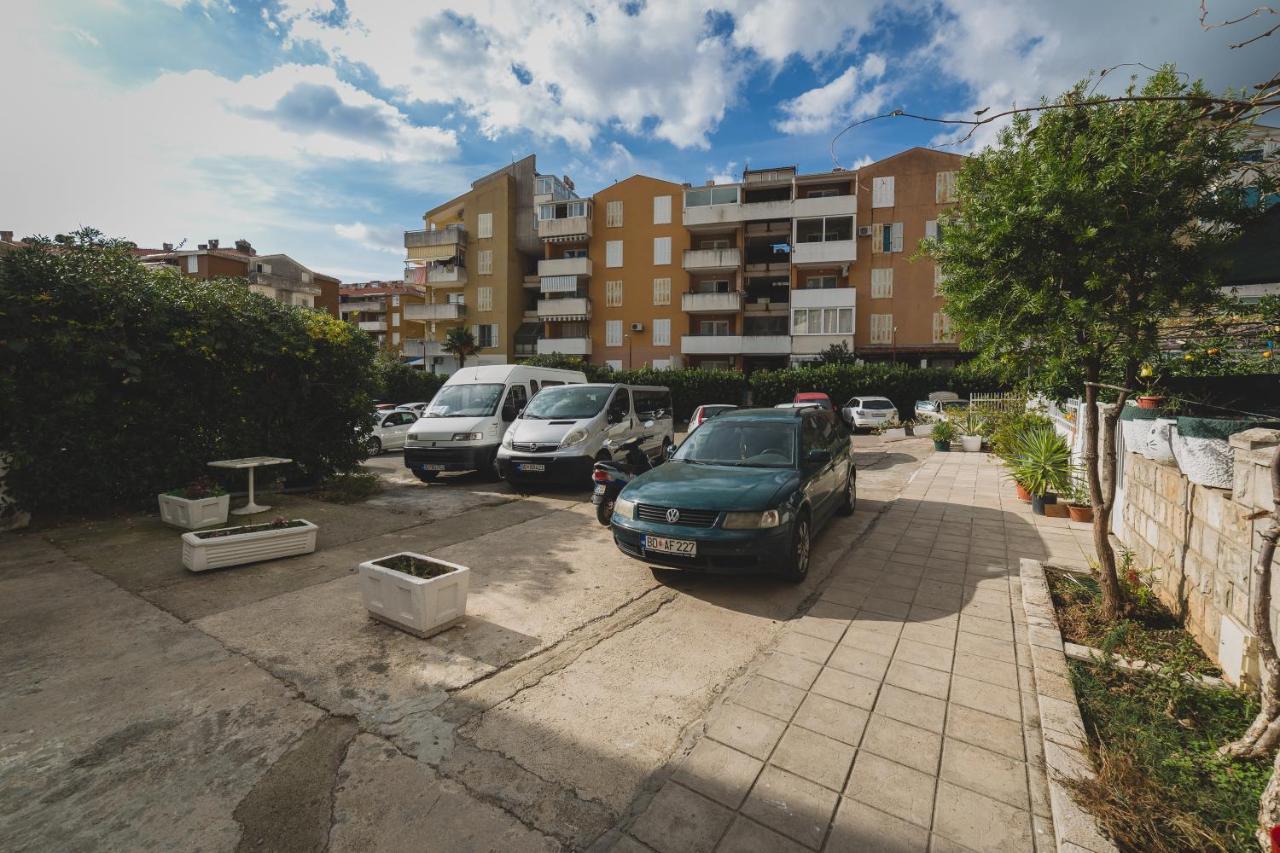 Apartment Andjela *